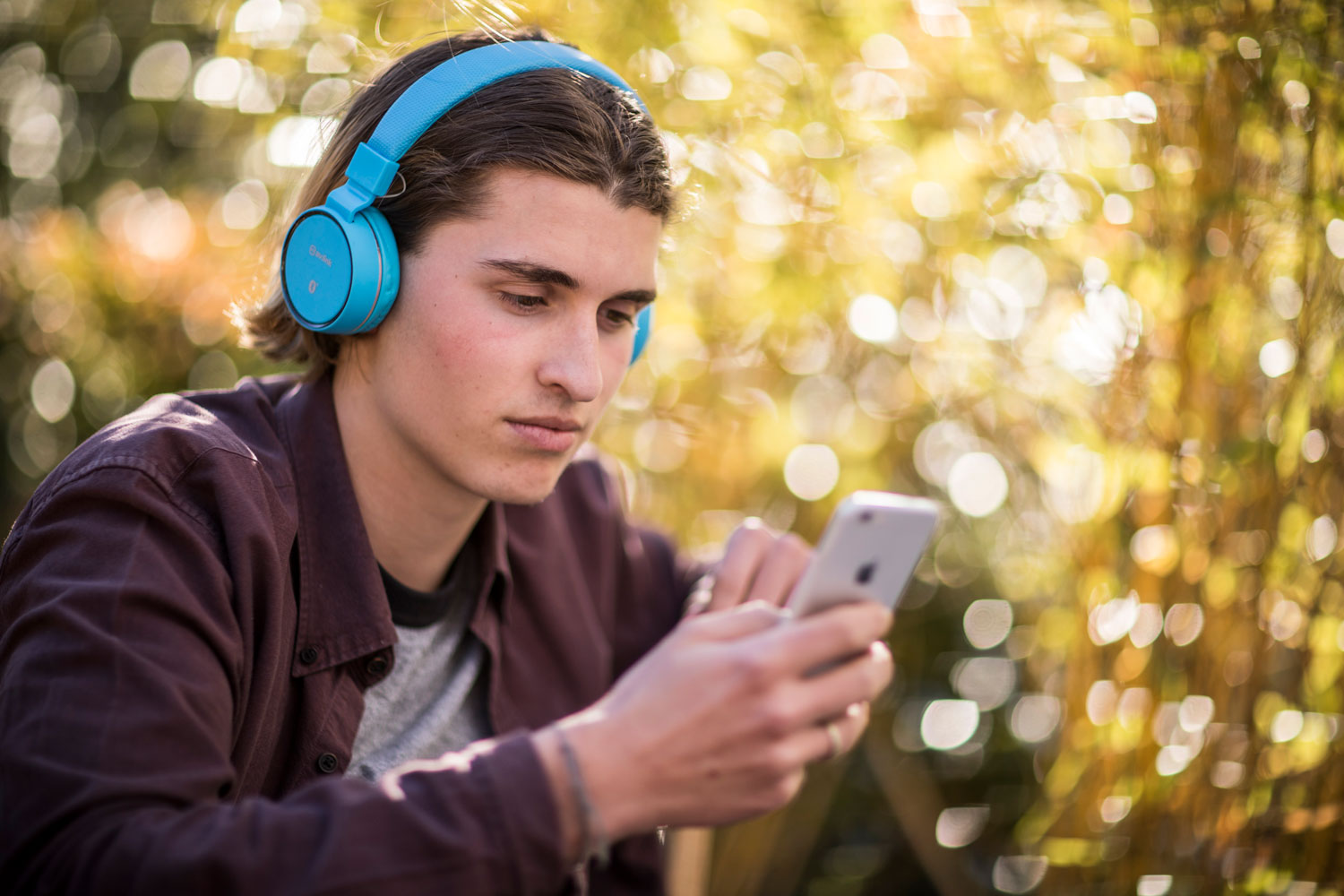 TRÅDLØS BLUETOOTH® HODETELEFON BLÅ