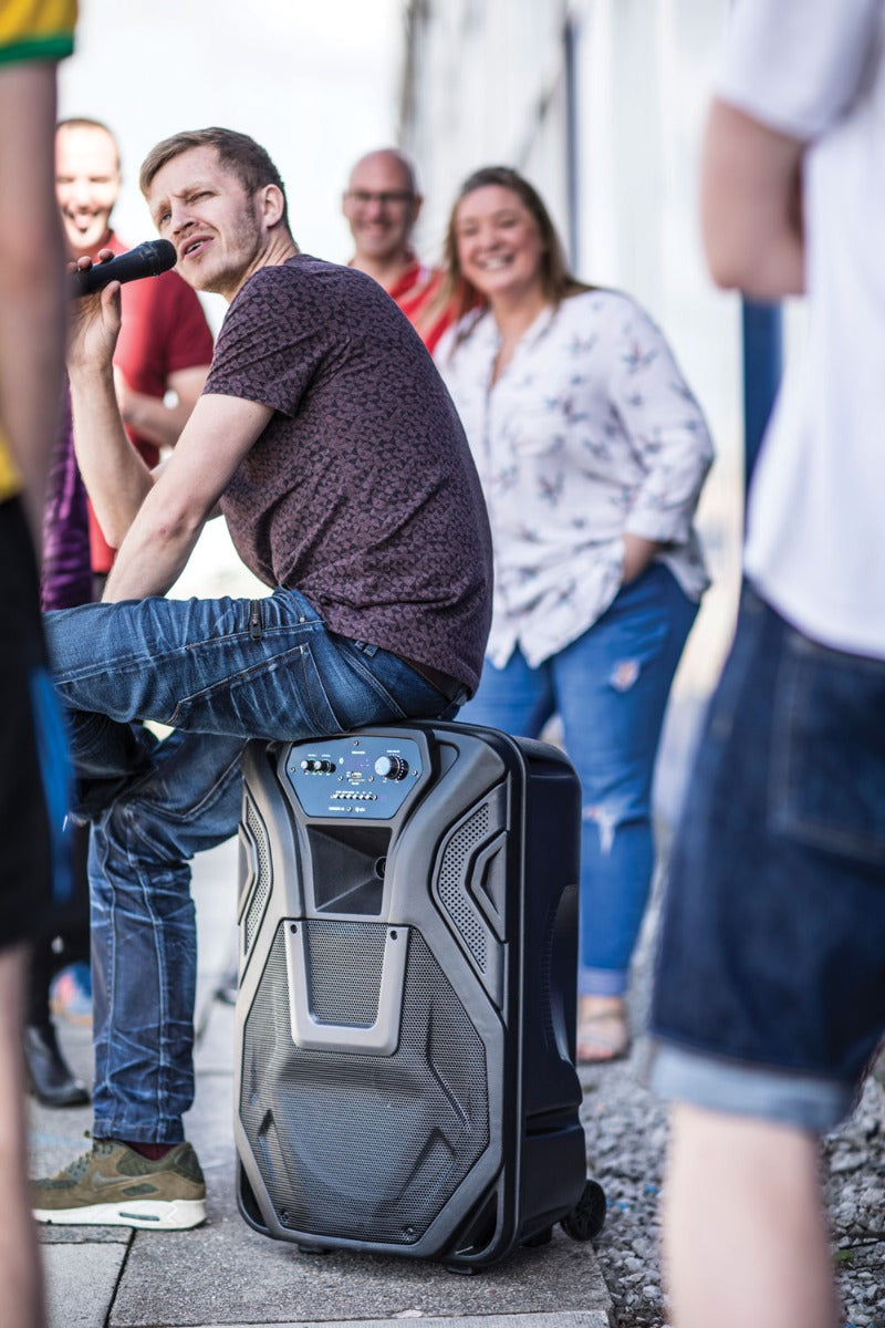 Ladbar 15" PA-Høytaler med Trådløse Mikrofoner, Media Player & Bluetooth®