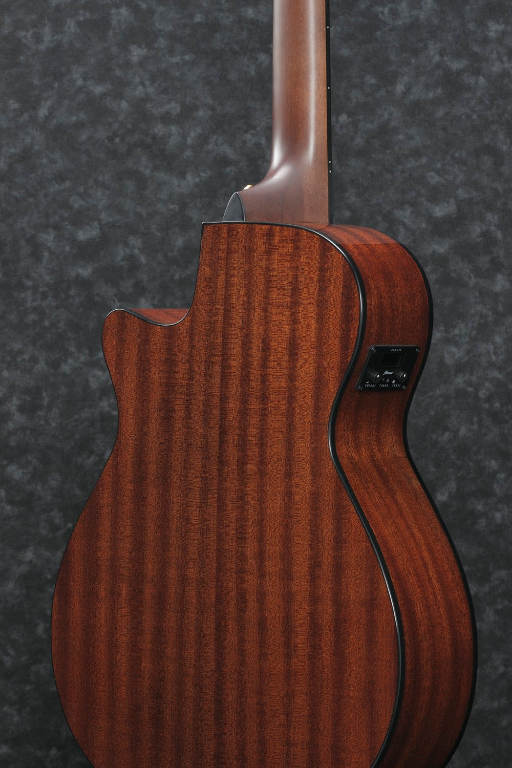 IBANEZ AEG50N-BKH Nylonstrenger med mik, Thin body