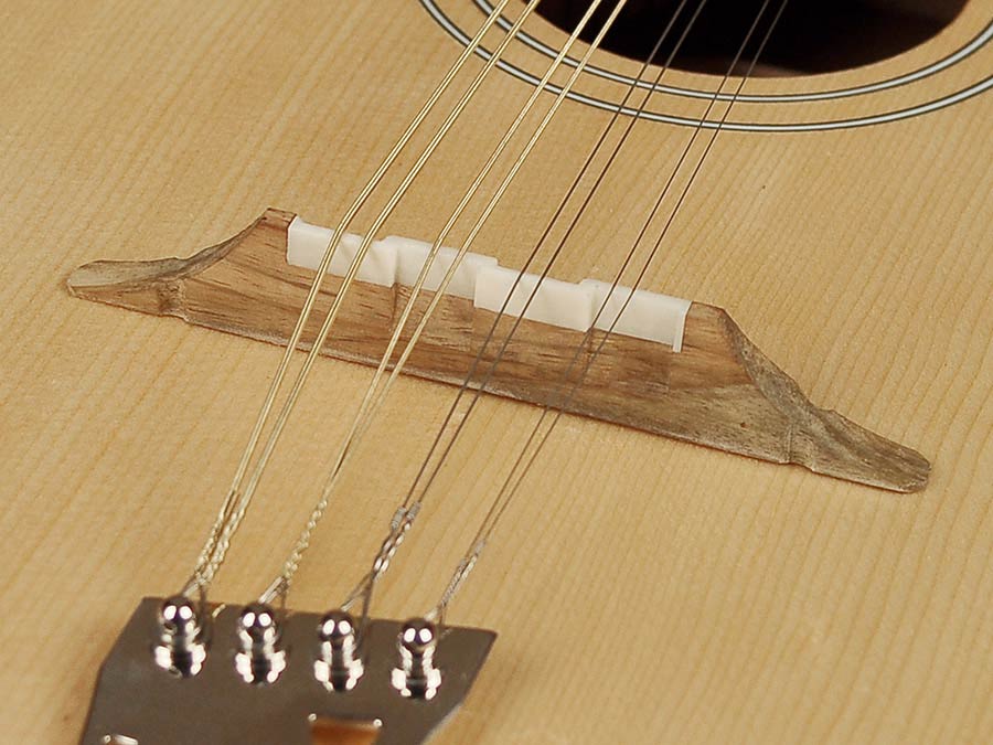 Richwood Heritage Series Irish bouzouki with solid spruce top