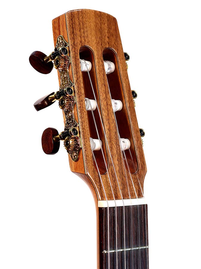 KIANO - Kremona Performer Series classic guitar solid spruce and walnut
