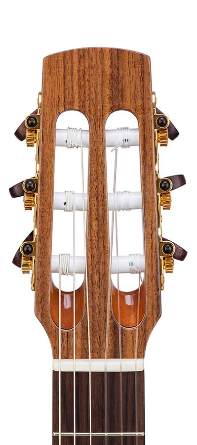 KIANO - Kremona Performer Series classic guitar solid spruce and walnut
