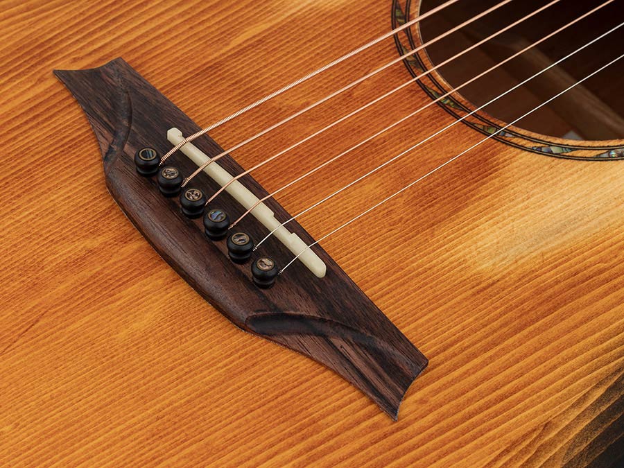 Bromo BAR1H/HS Rocky Mountain Series all solid dreadnought guitar